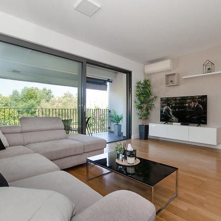 Green View Apartment ロヴィニ エクステリア 写真